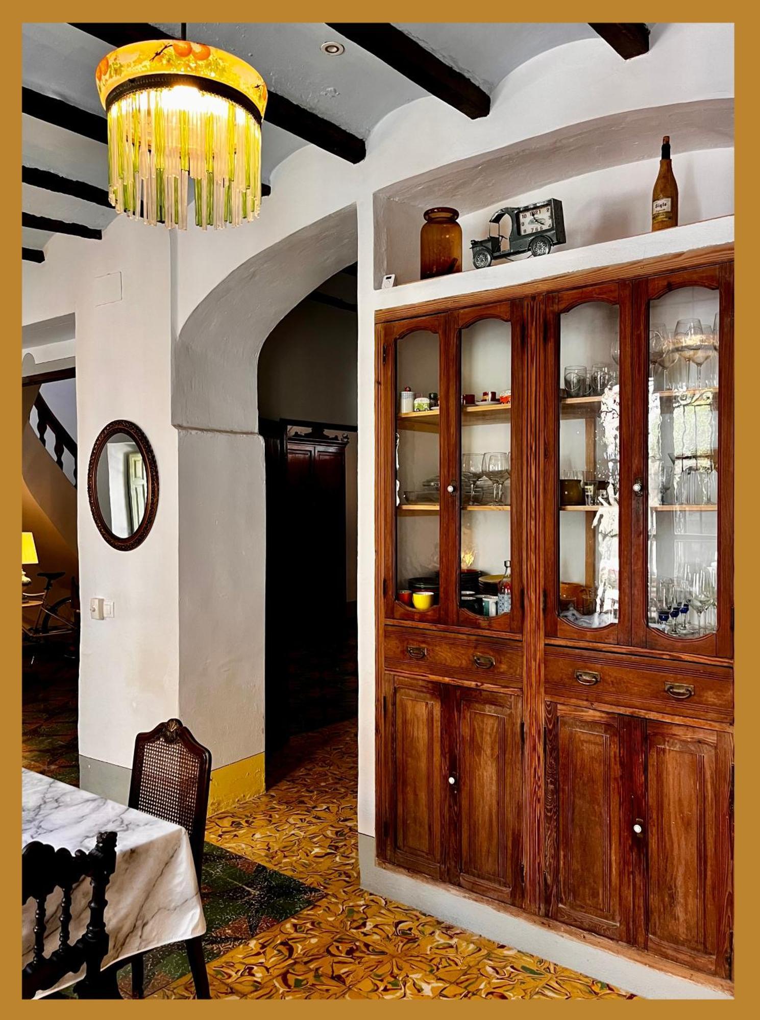 Oliva Courtyard Guesthouse 외부 사진