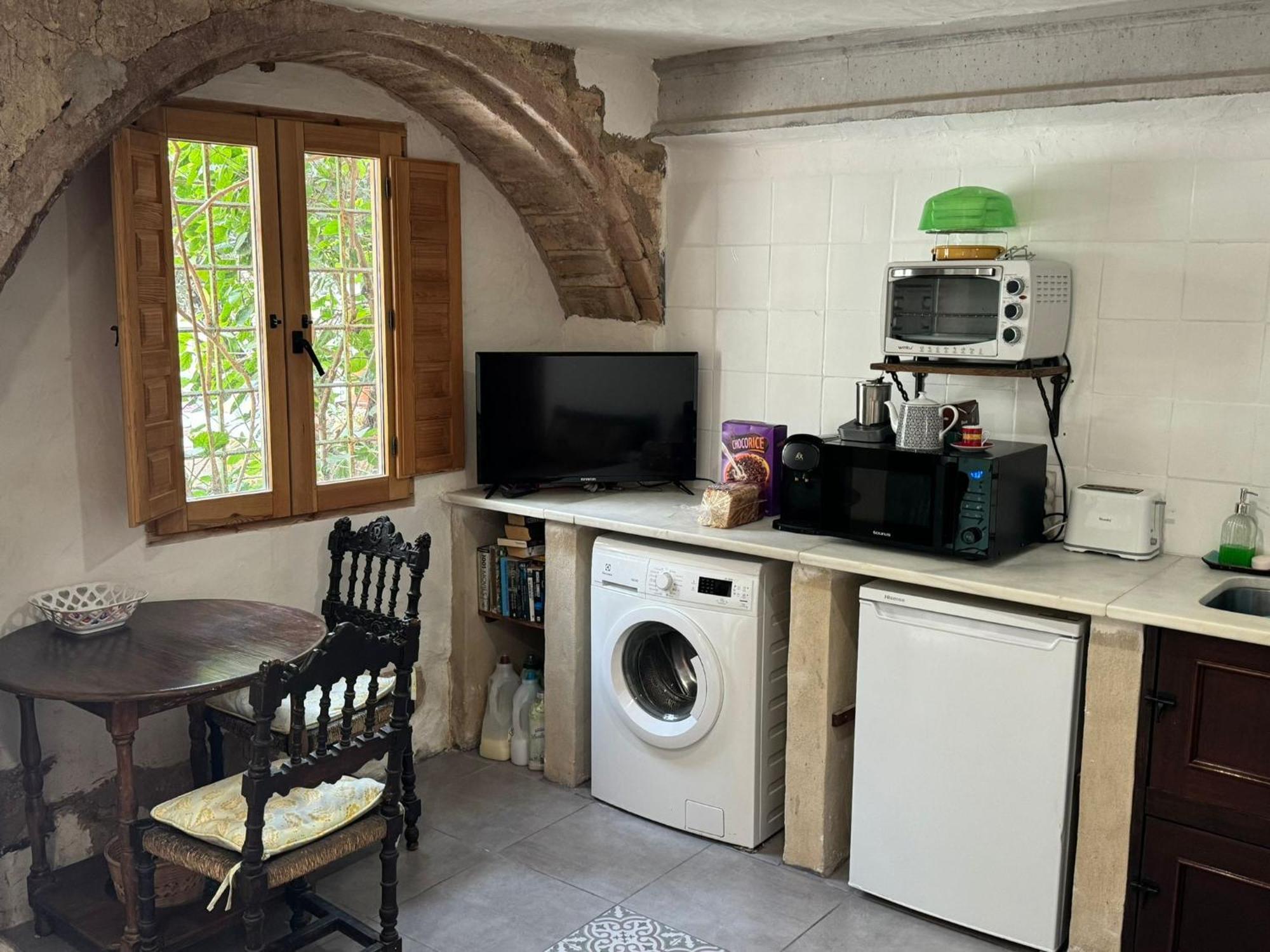 Oliva Courtyard Guesthouse 외부 사진